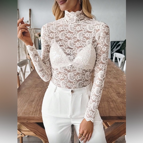 Elegant Beige Lace Long Sleeve Top - Picture 1 of 7